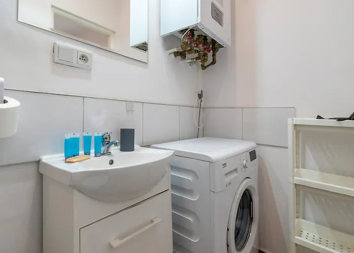 Mariacka Prime By Bookinghost Катовице